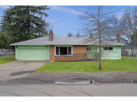 6211 SE CLATSOP ST Portland OR 97206