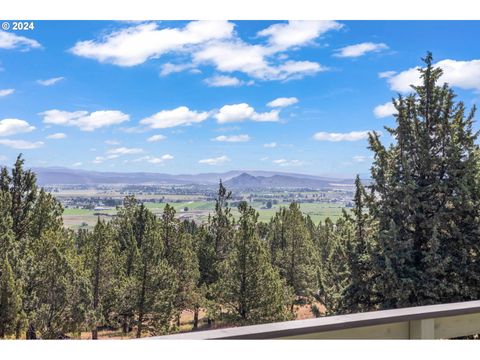 A home in Prineville