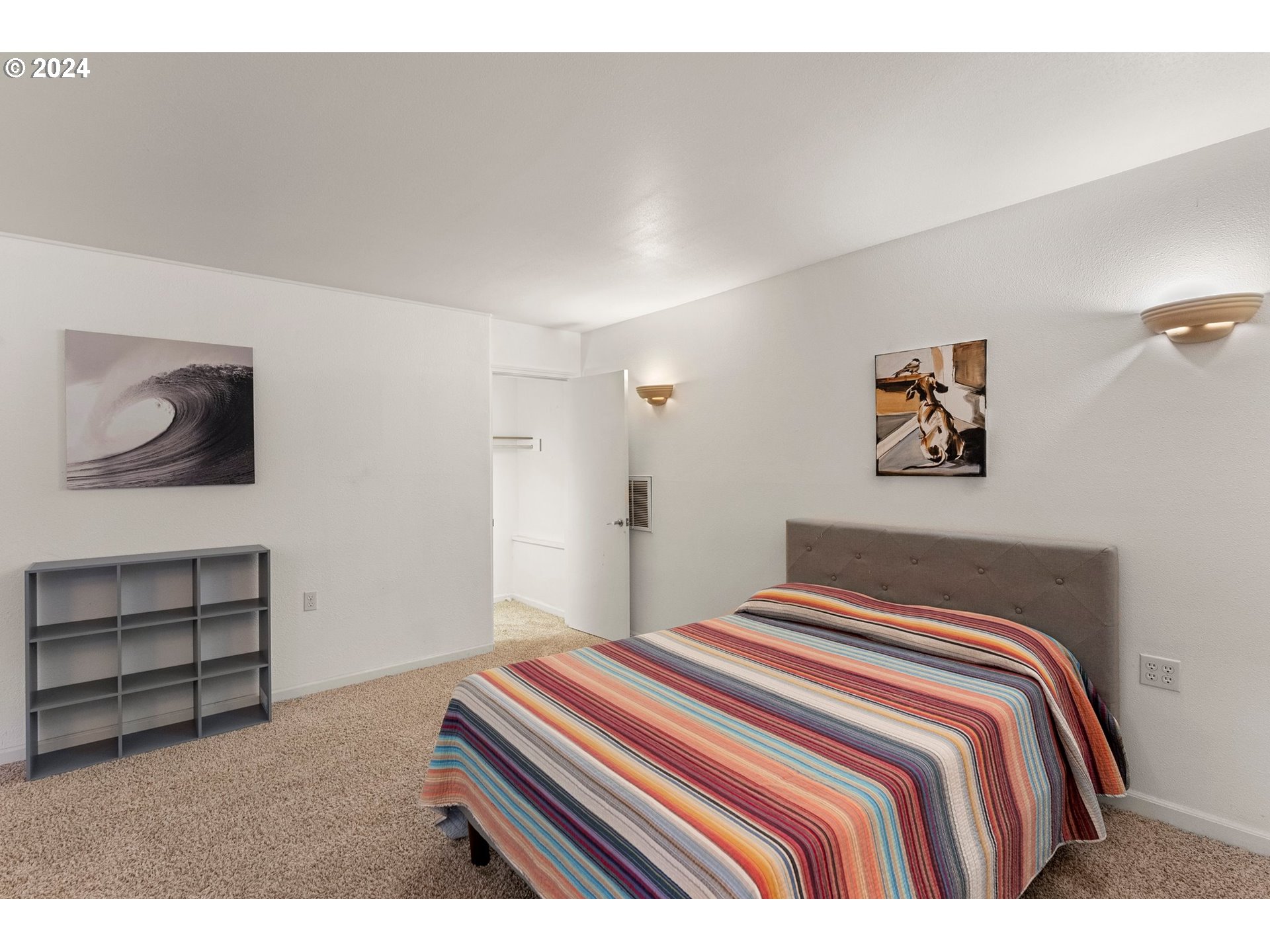 Eugene, Oregon 97405, United States, 5 Bedrooms Bedrooms, ,3 BathroomsBathrooms,Residential,Pending,42582