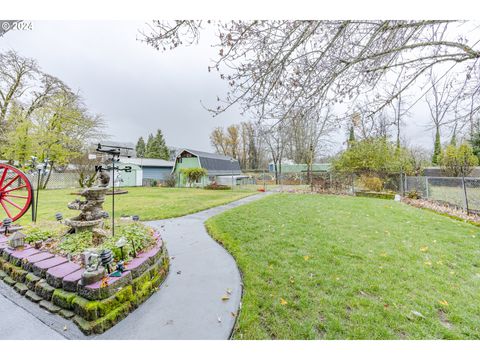 A home in Oakridge