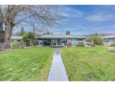 A home in Oakridge