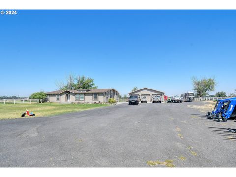 A home in Hermiston