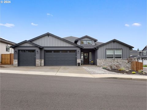 A home in Estacada