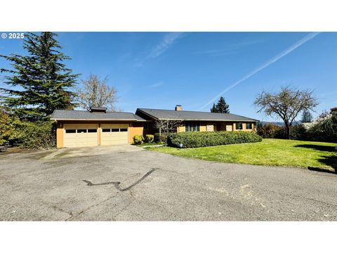 4284 TILLER TRAIL HWY Canyonville OR 97417