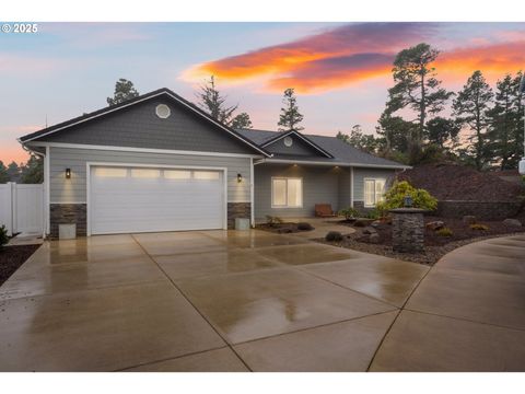 9 WHITE TAIL CT Florence OR 97439