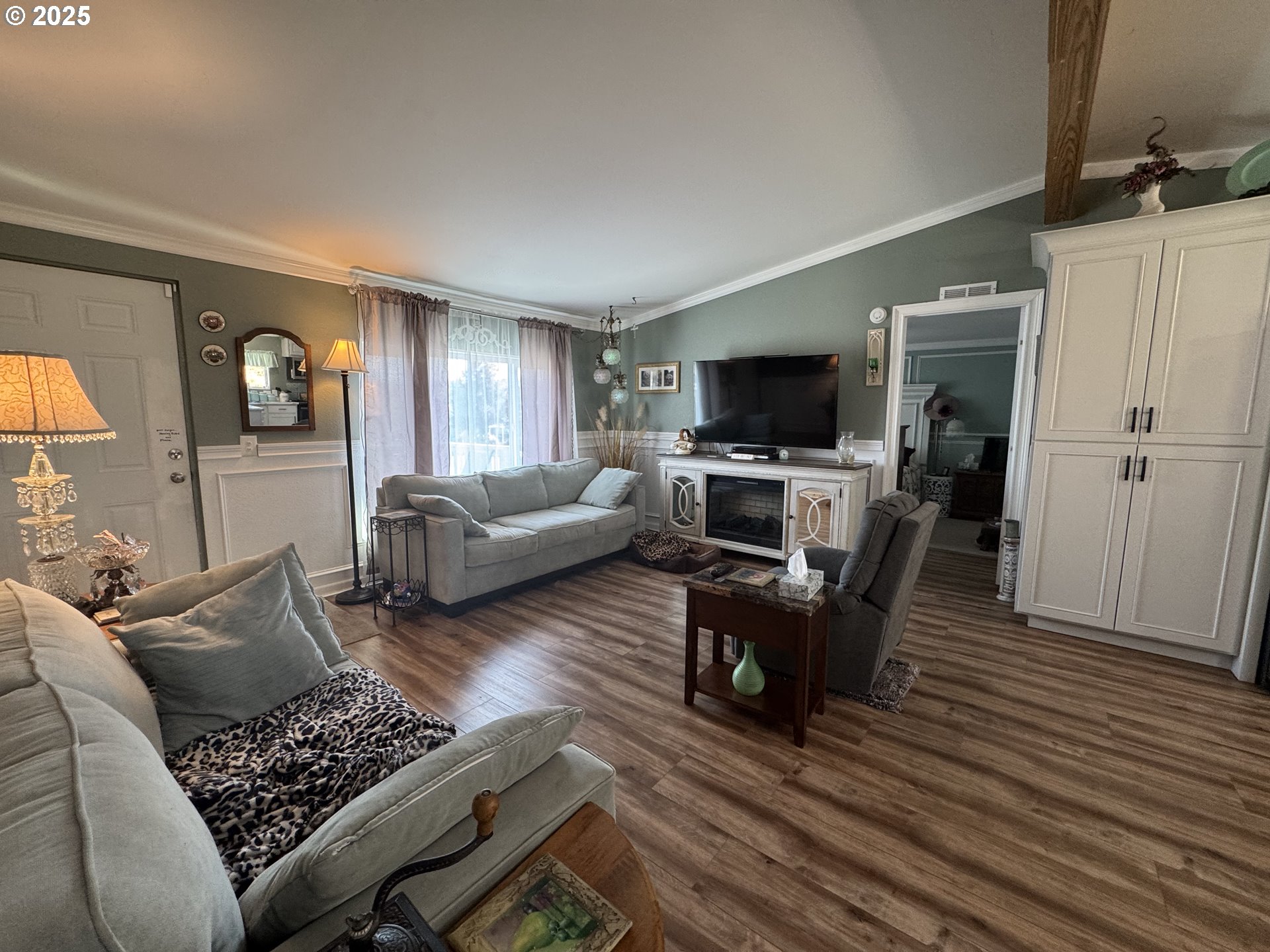 140 NW BREE DR