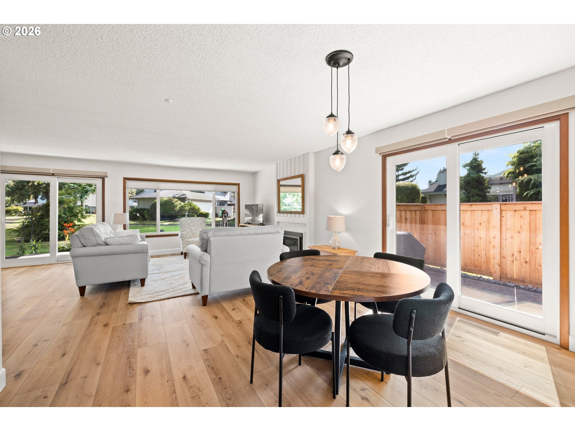 9998 SW FRENCH PRAIRIE RD