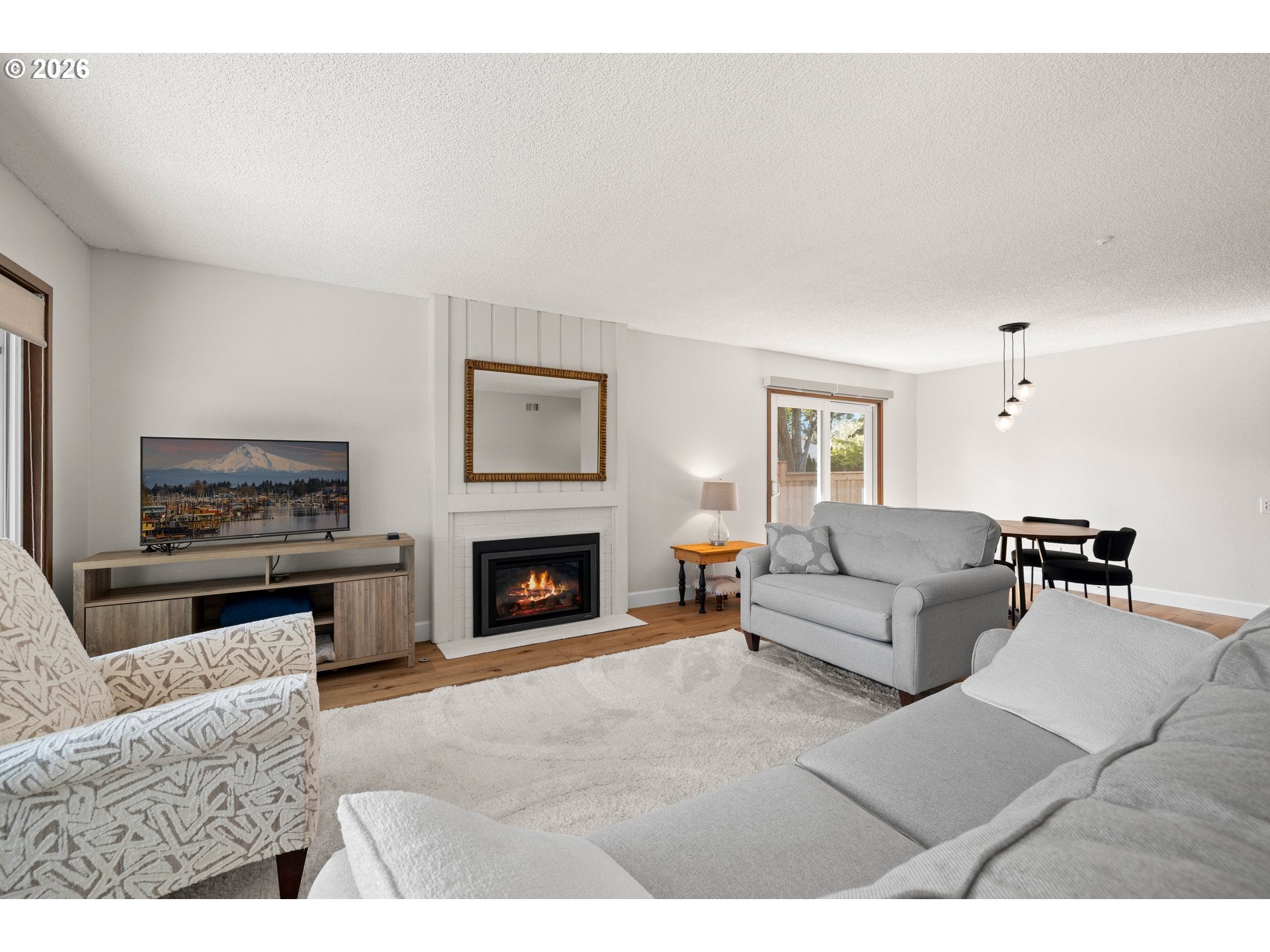 9998 SW FRENCH PRAIRIE RD