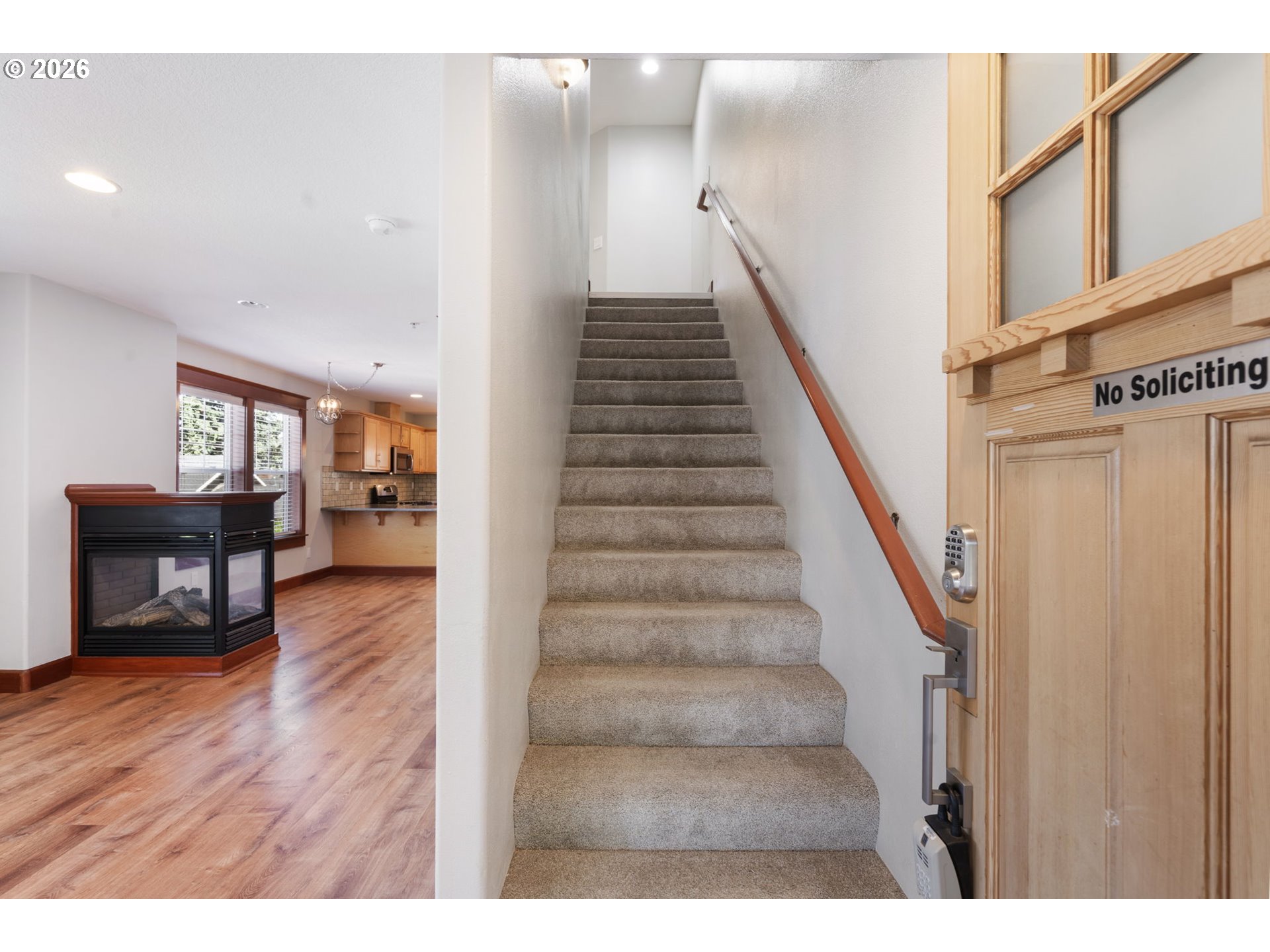 349 W MAIN ST