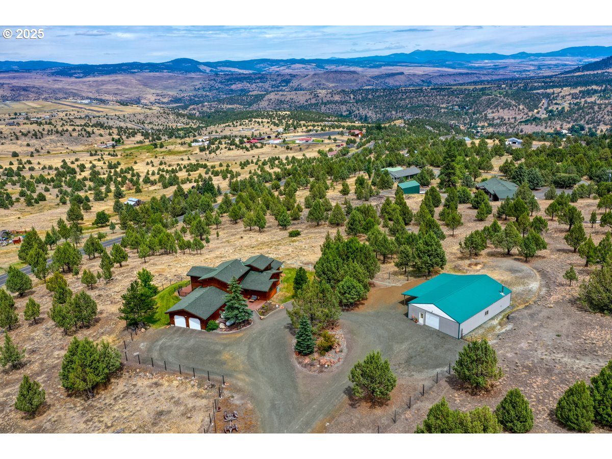 26527 EAGLE PEAK LN
