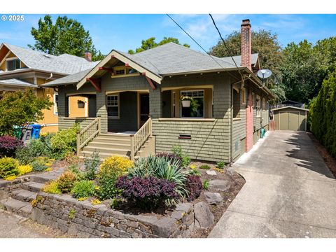 3113 SE MAIN ST Portland OR 97214