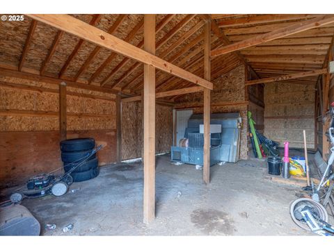 A home in Kalama