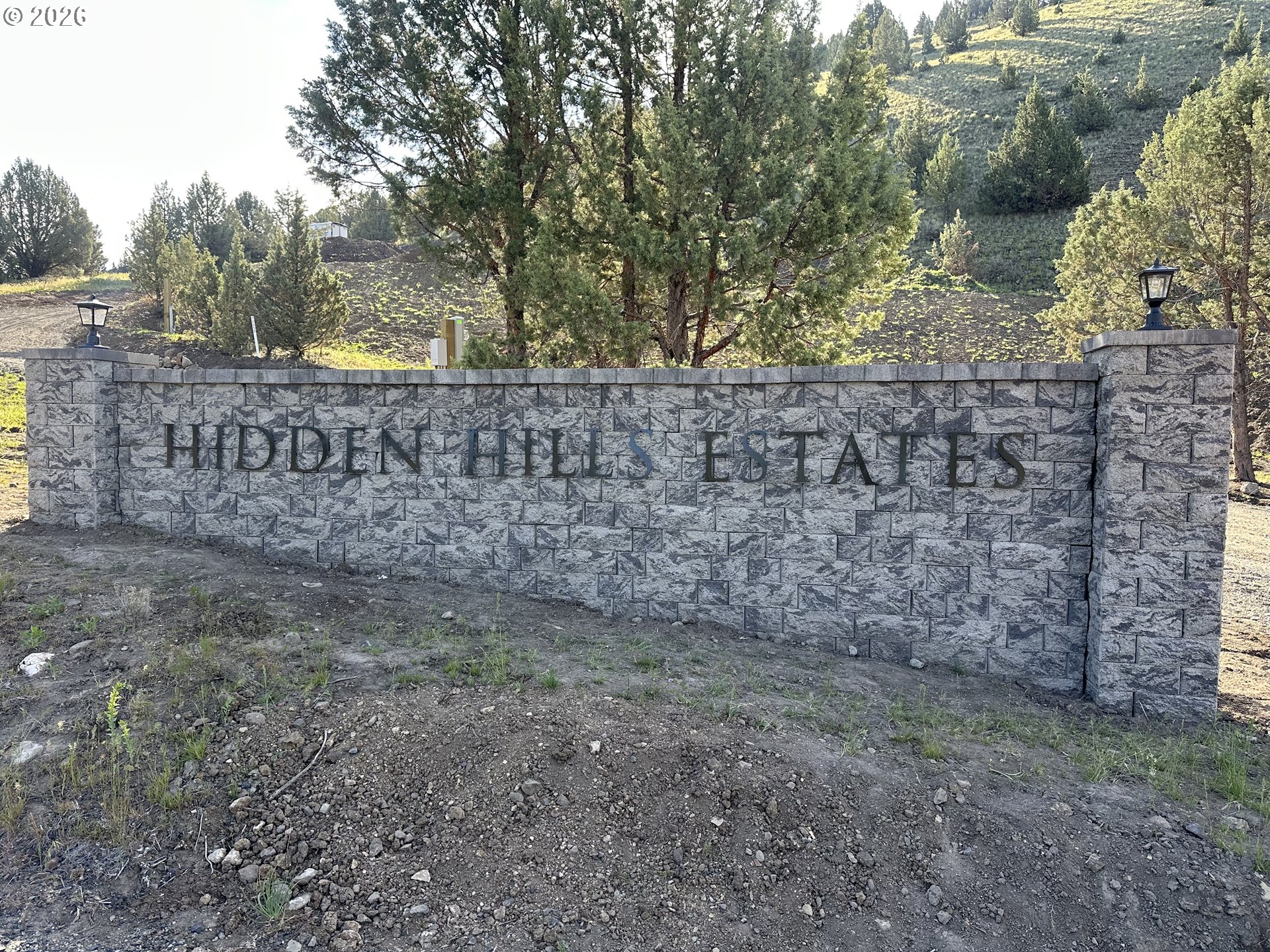 92699 HIDDEN HILLS LN