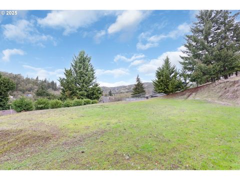 A home in Roseburg