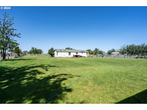 A home in Hermiston