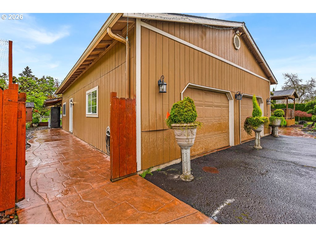 23501 NE SUNNYCREST RD