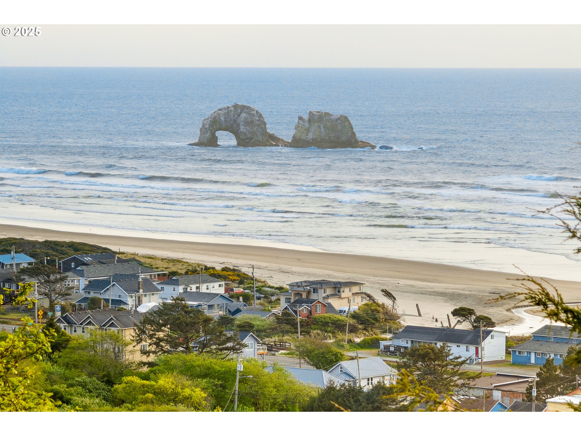 Rockaway Beach, Oregon 97136, United States, 3 Bedrooms Bedrooms, ,2 BathroomsBathrooms,Residential,Active,132065