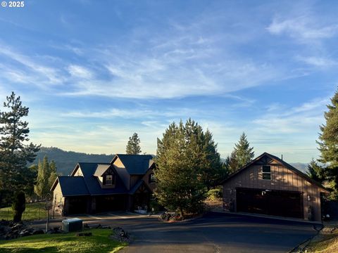 650 SOUTHRIDGE WAY Roseburg OR 97470