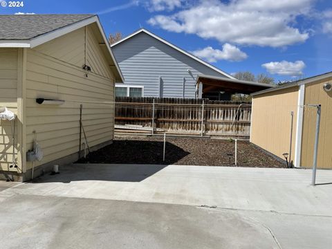 A home in Hermiston