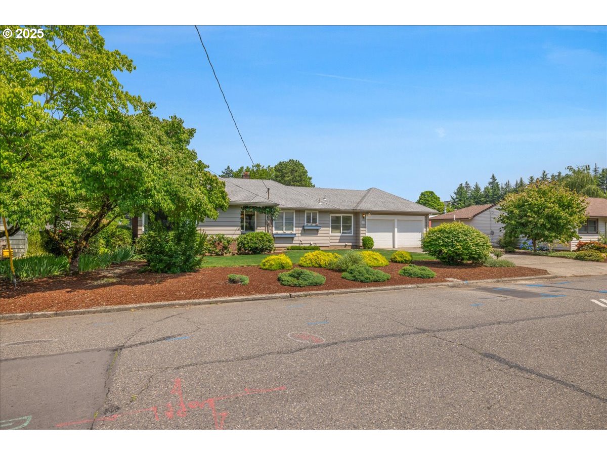 860 NE 87TH AVE