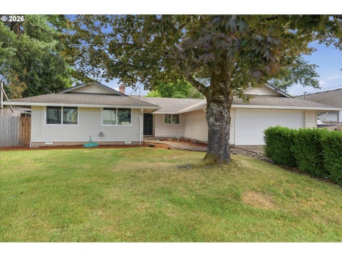 Photo of 1360 SW 2nd St, McMinnville, OR 97128 (MLS # 292303459)