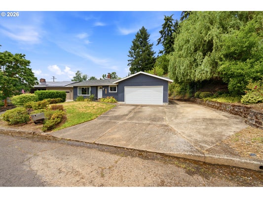 5655 SE COLONY CIR, PORTLAND, OR 97267 - Image 29adbdfcbcd64ffad09e4538e0bc8eed/1140363472