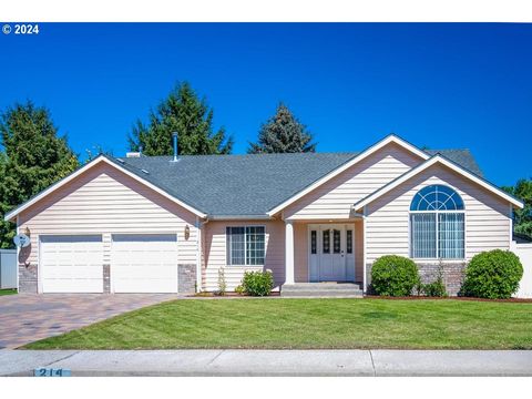 A home in Prineville