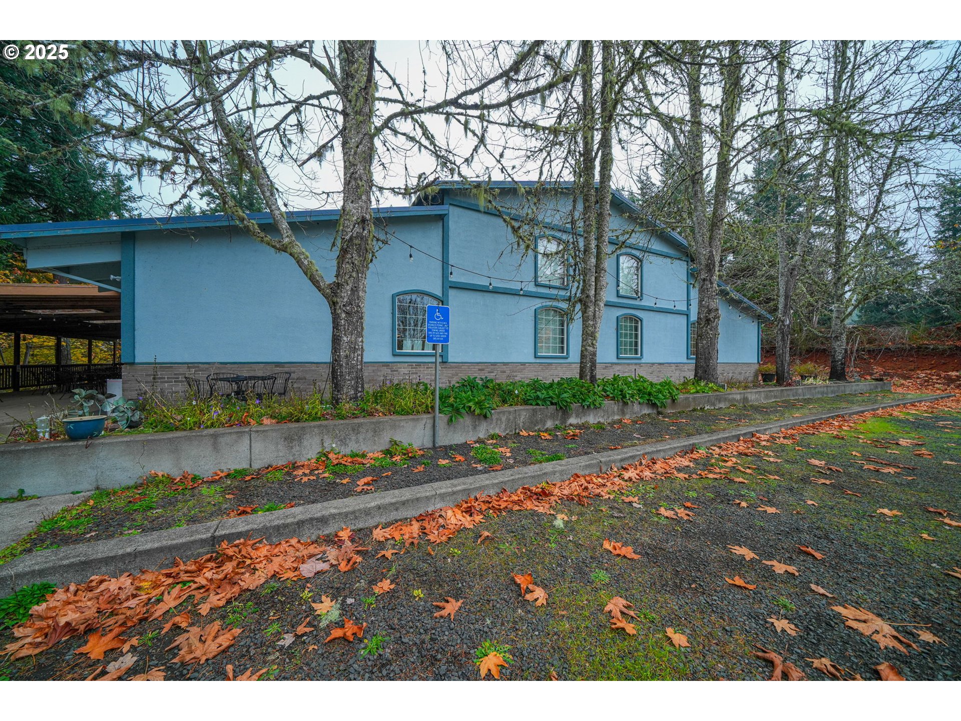 Lorane, Oregon 97451, United States, 4 Bedrooms Bedrooms, ,4 BathroomsBathrooms,Residential,Active,244594