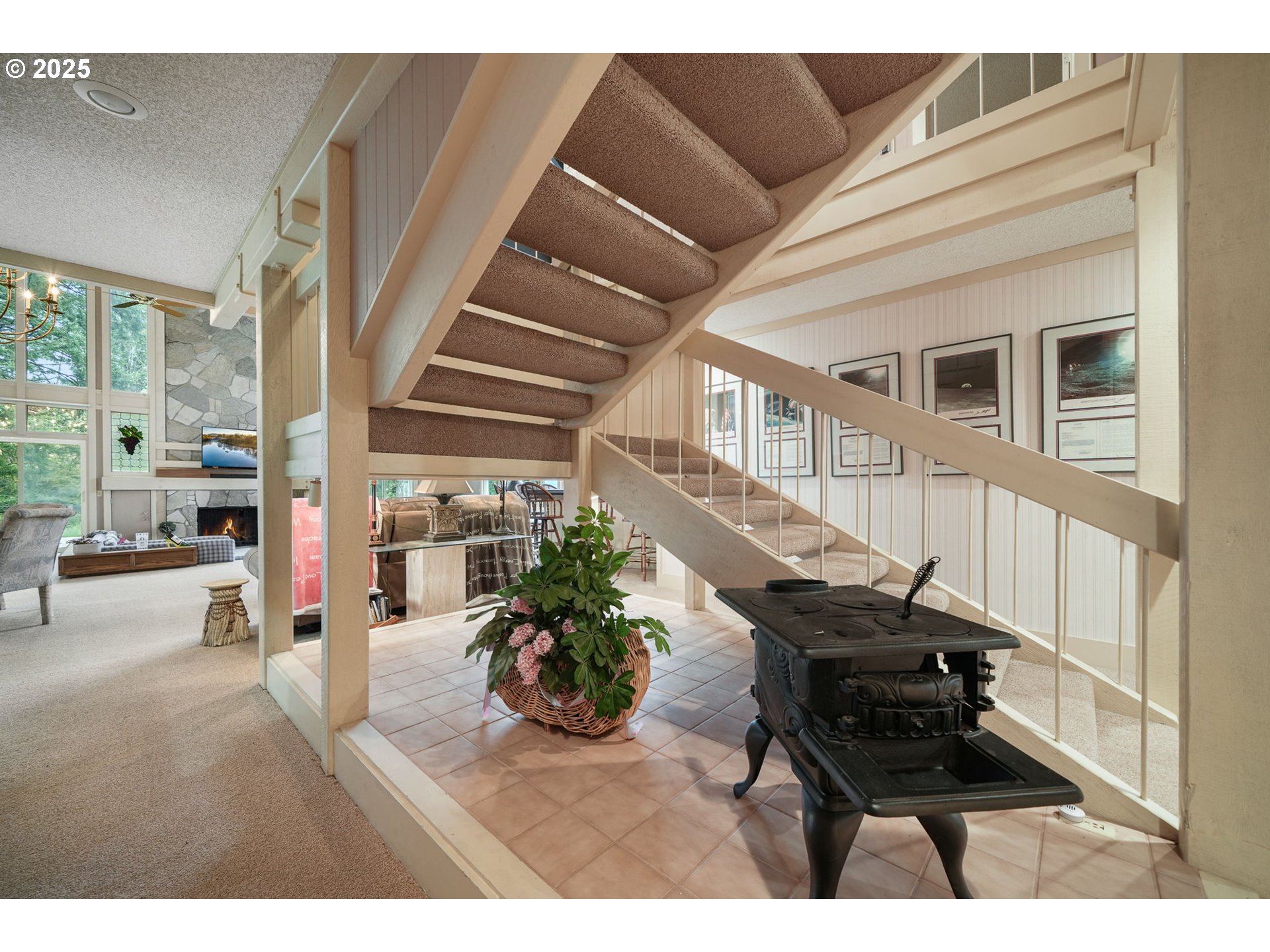 Lorane, Oregon 97451, United States, 4 Bedrooms Bedrooms, ,4 BathroomsBathrooms,Residential,Active,244594