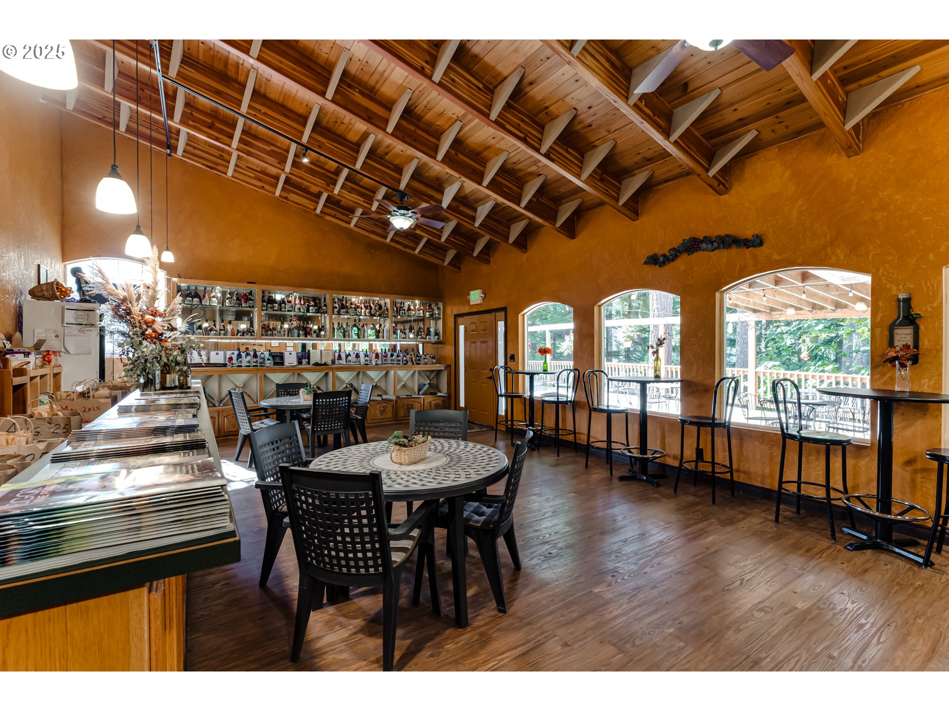 Lorane, Oregon 97451, United States, 4 Bedrooms Bedrooms, ,4 BathroomsBathrooms,Residential,Active,244594