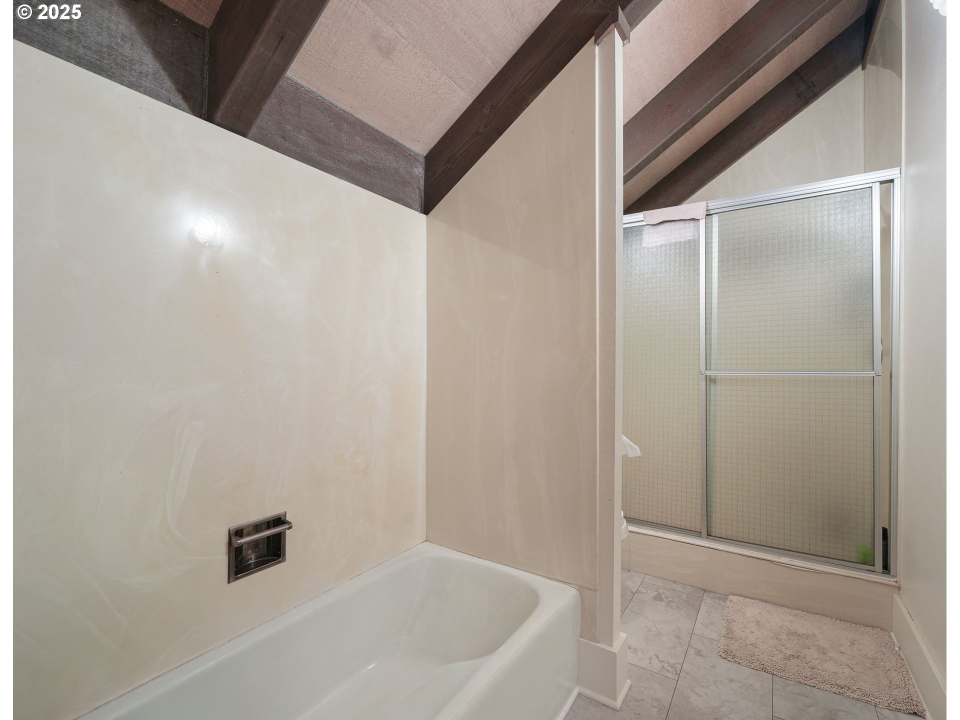 Lorane, Oregon 97451, United States, 4 Bedrooms Bedrooms, ,4 BathroomsBathrooms,Residential,Active,244594