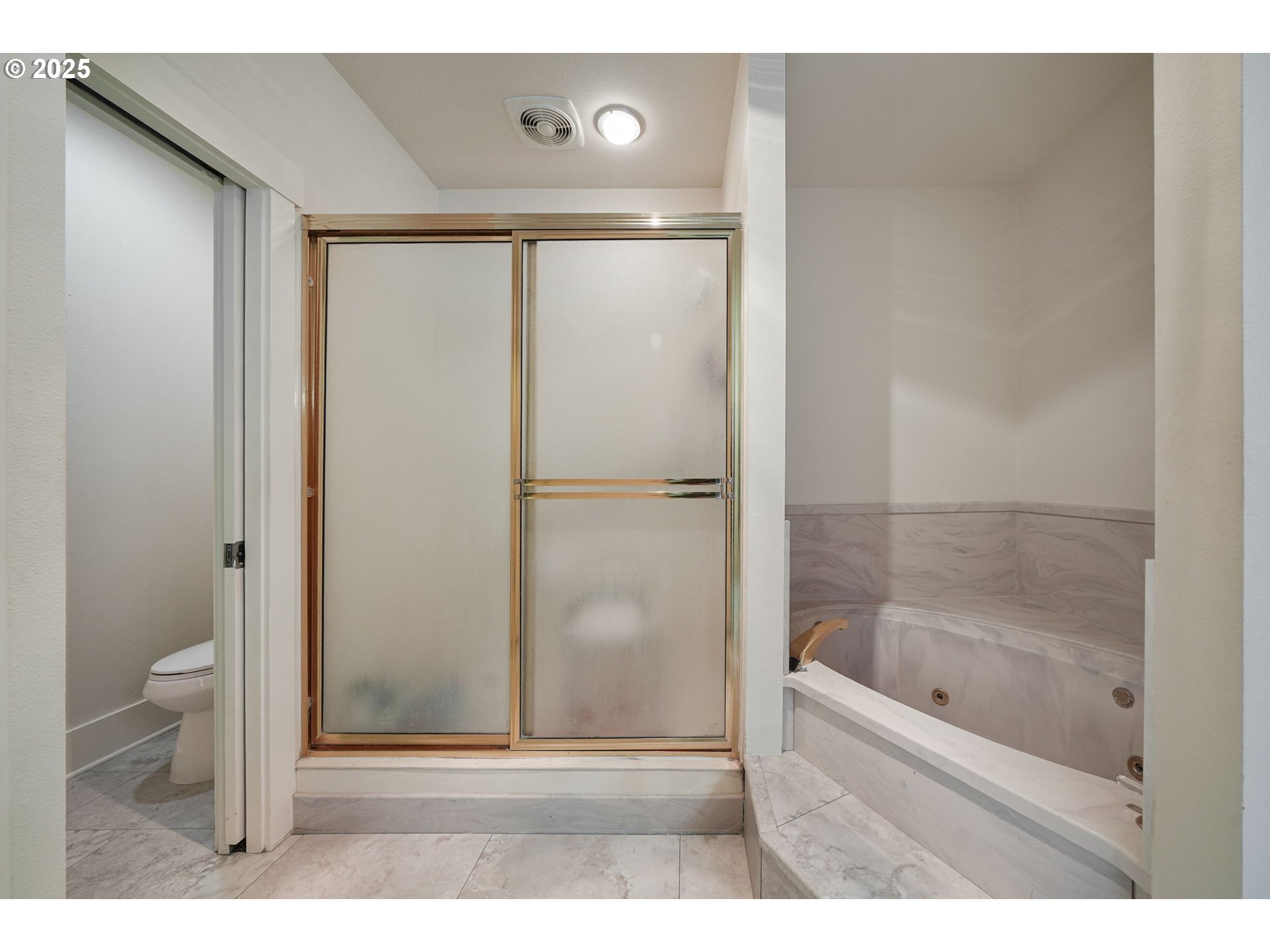 Lorane, Oregon 97451, United States, 4 Bedrooms Bedrooms, ,4 BathroomsBathrooms,Residential,Active,244594