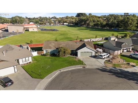 A home in Hermiston