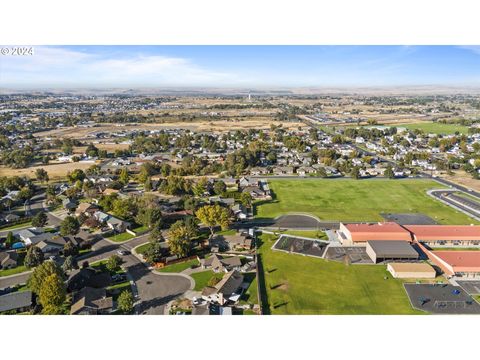 A home in Hermiston