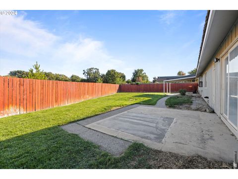 A home in Hermiston