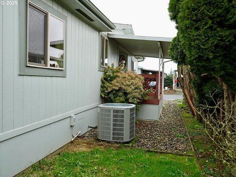 A home in Scappoose