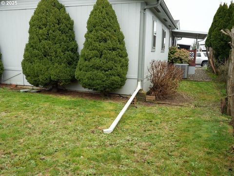 A home in Scappoose