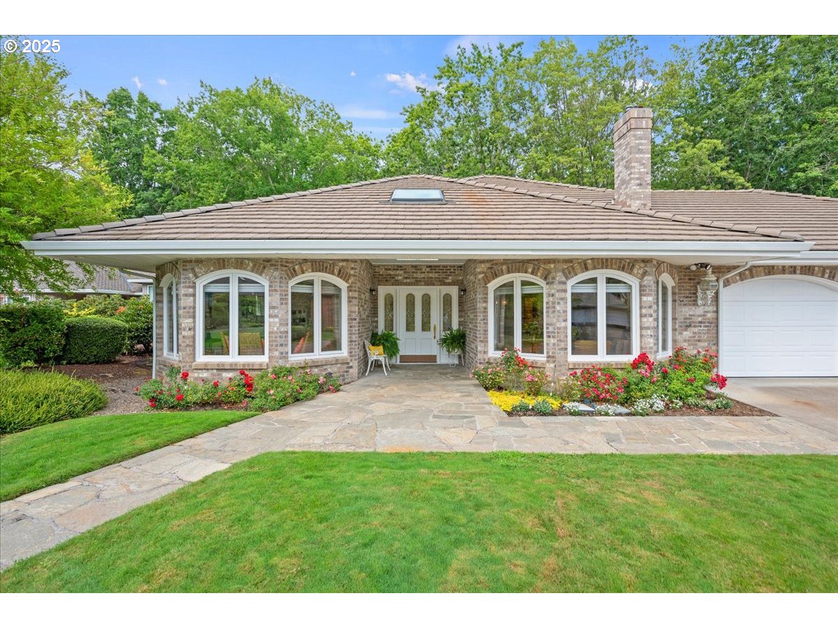 7725 SW VILLAGE GREENS CIR