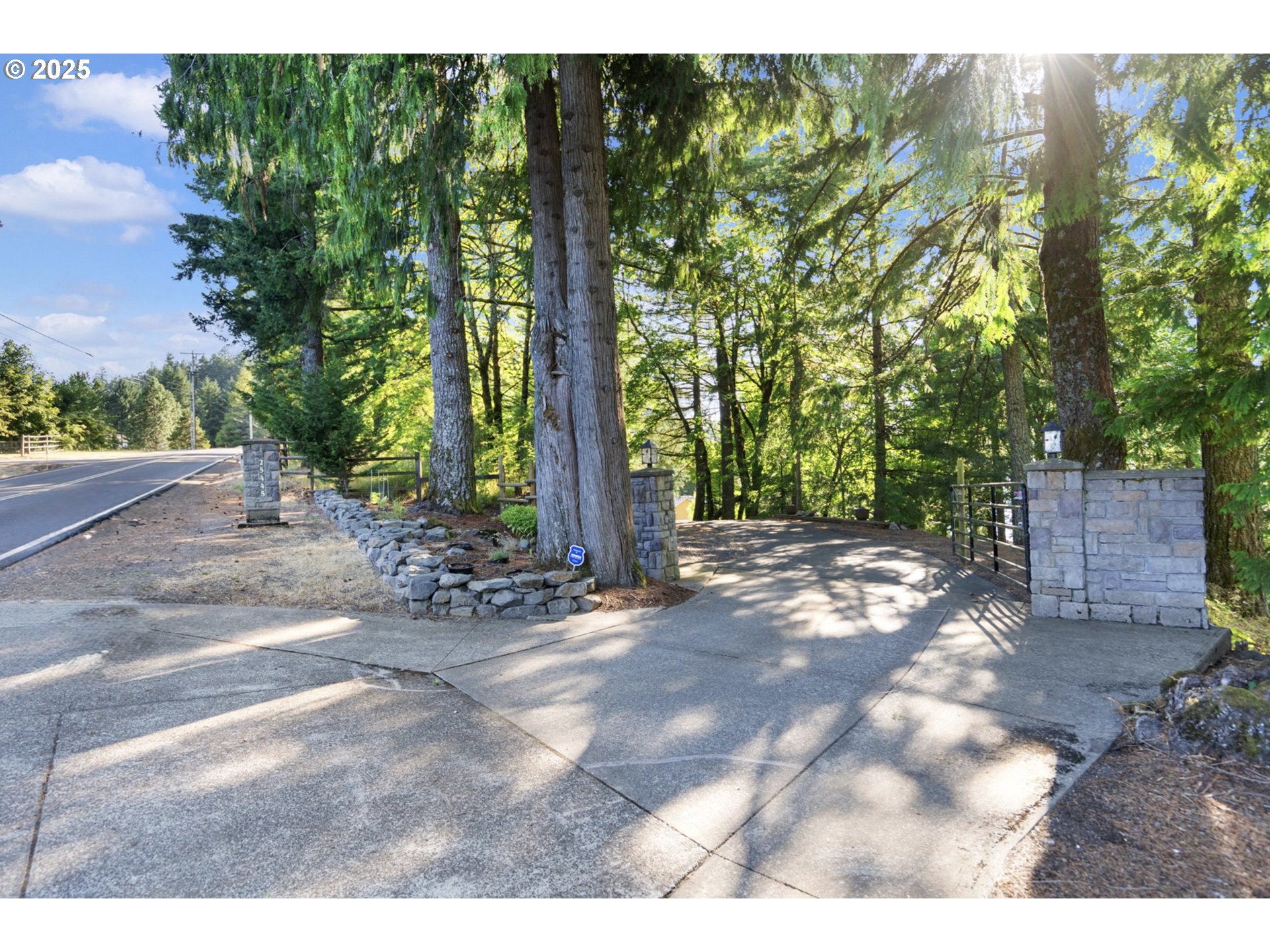 25445 NE BALD PEAK RD