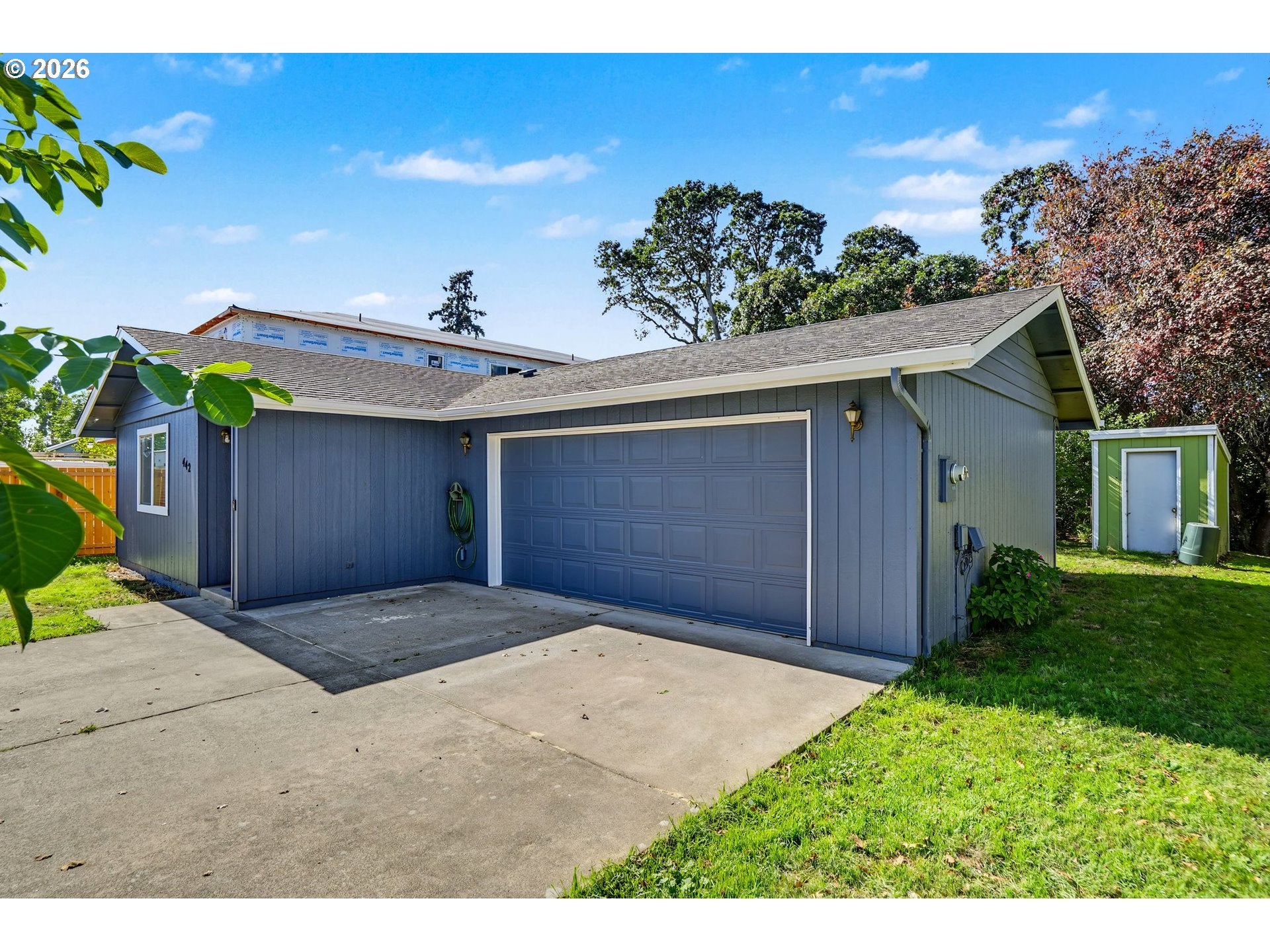 442 OLSON DR