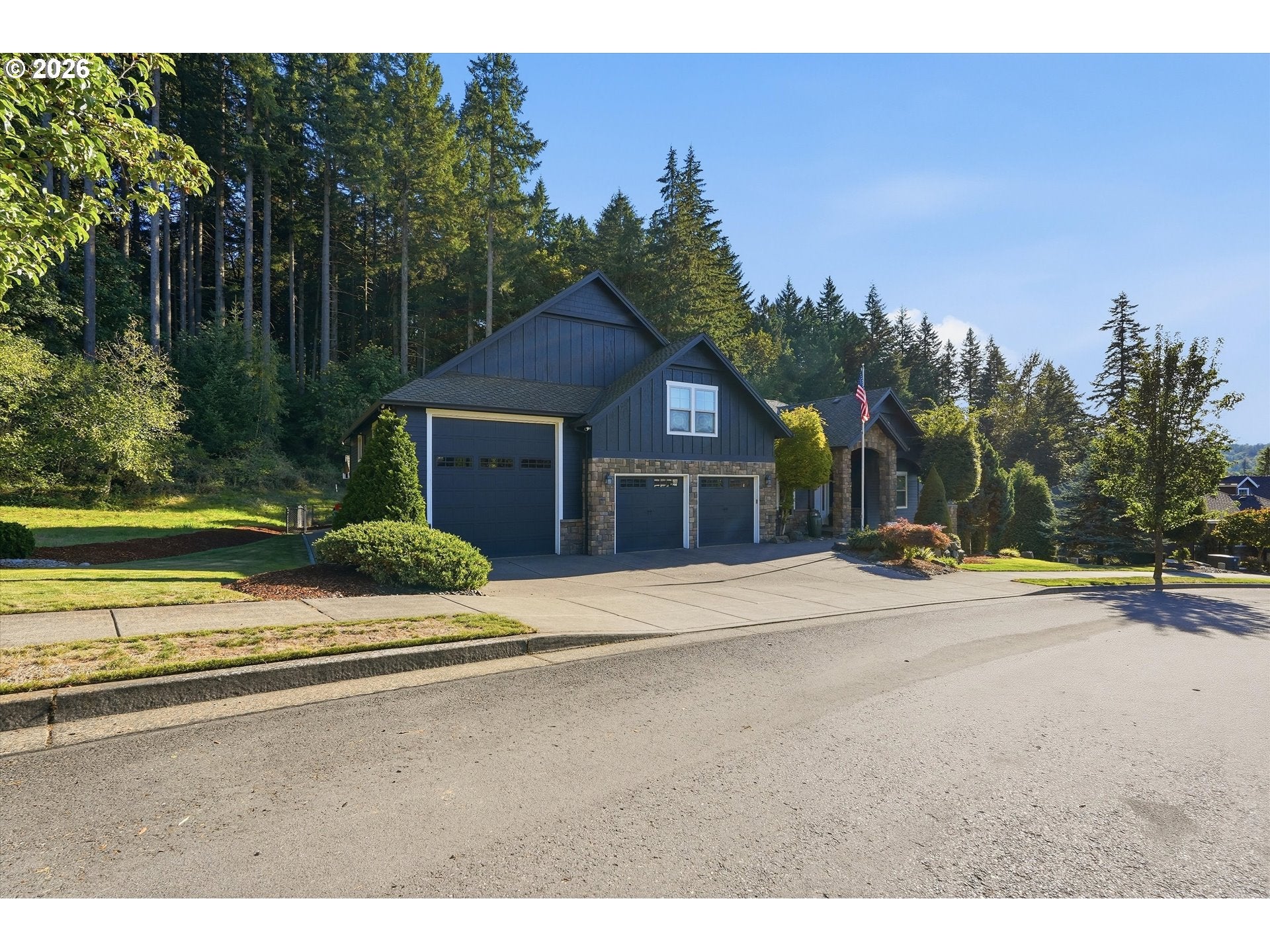 636 SE GABBERT RD