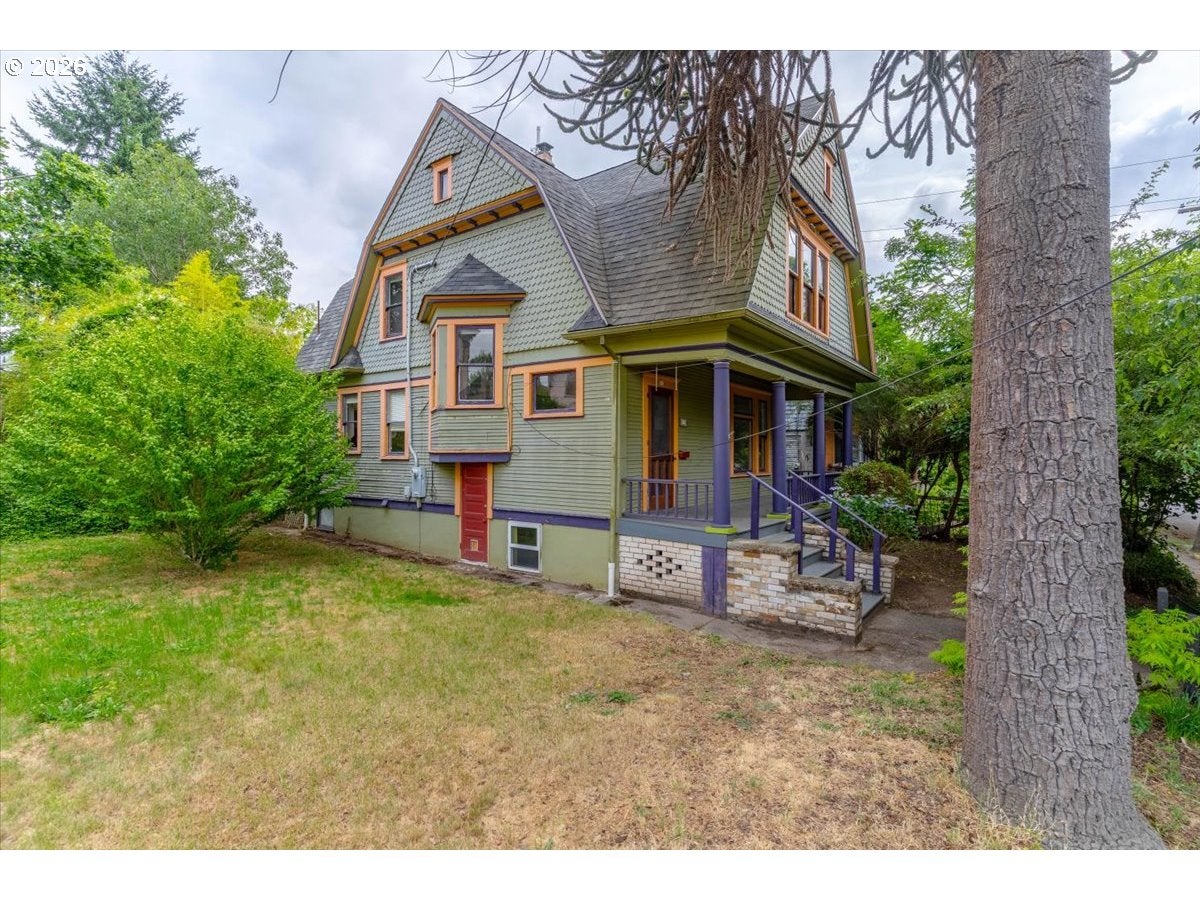 71 NE SAN RAFAEL ST
