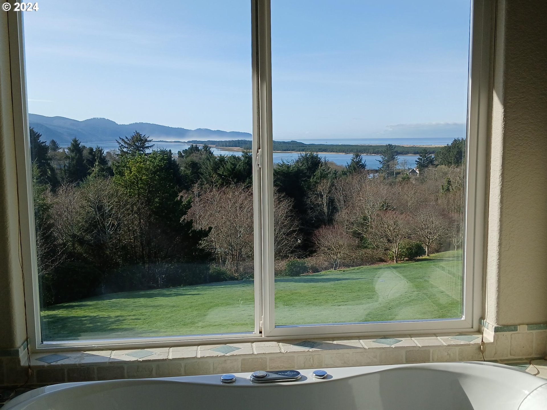 Netarts, Oregon 97143, United States, 3 Bedrooms Bedrooms, ,3 BathroomsBathrooms,Residential,Active,90027