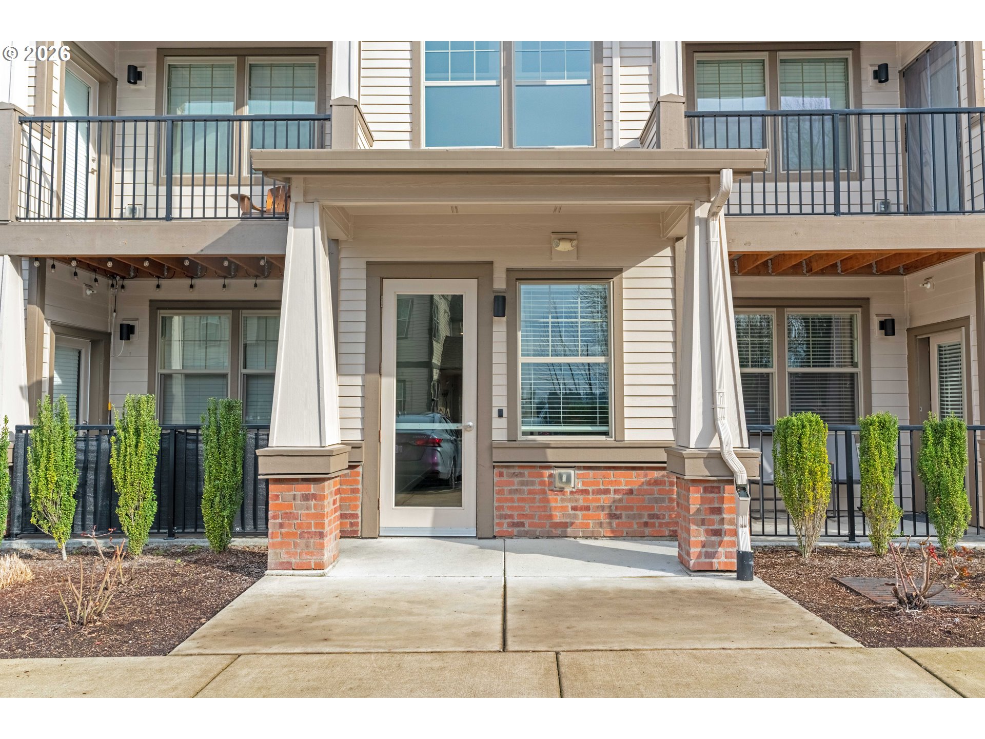 17124 SW APPLEDALE RD 401