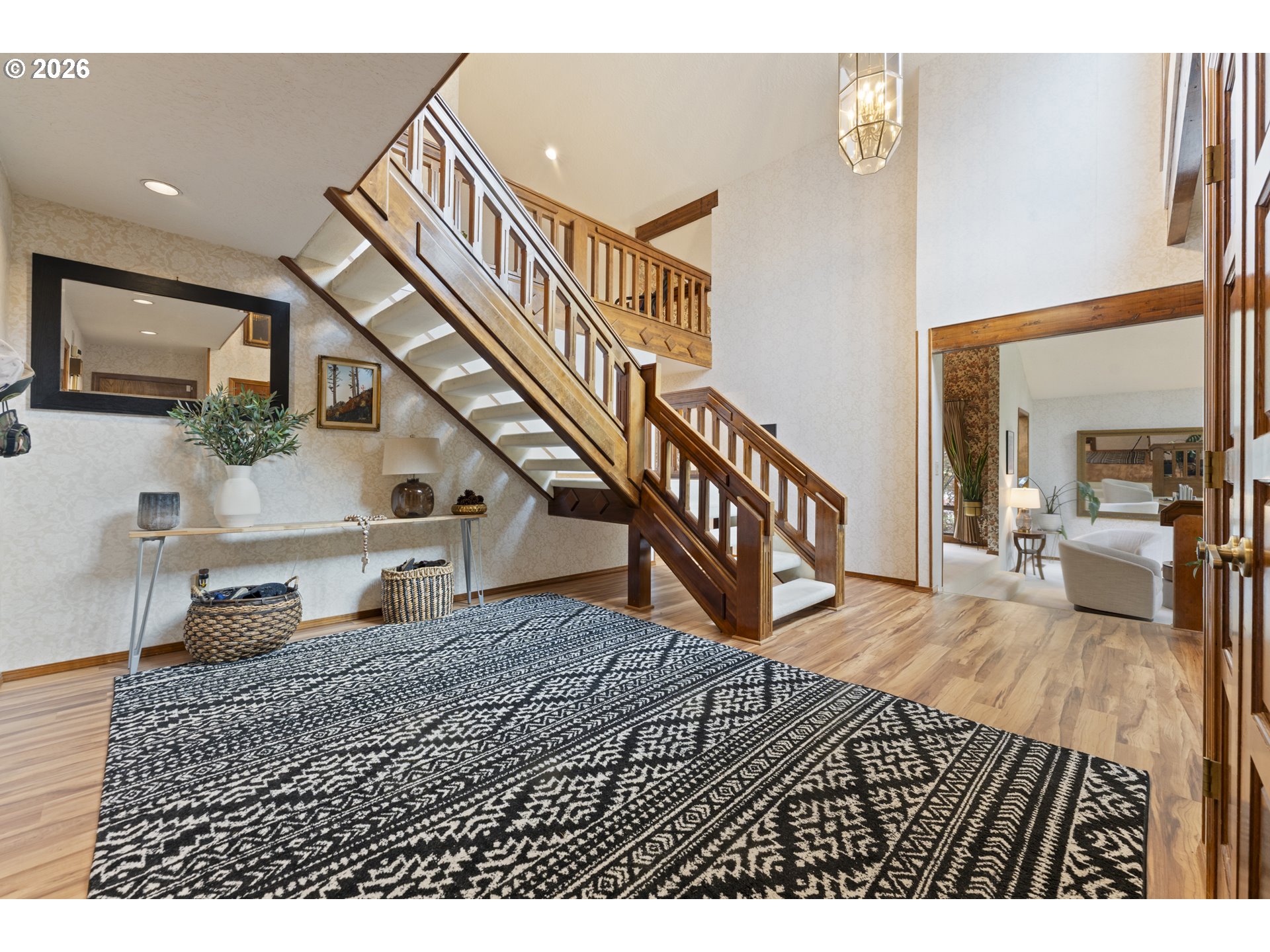 15643 NE SISKIYOU CT