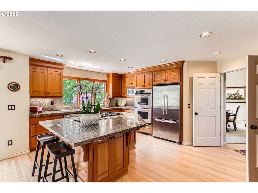 9122 NW WOOD ROSE LOOP