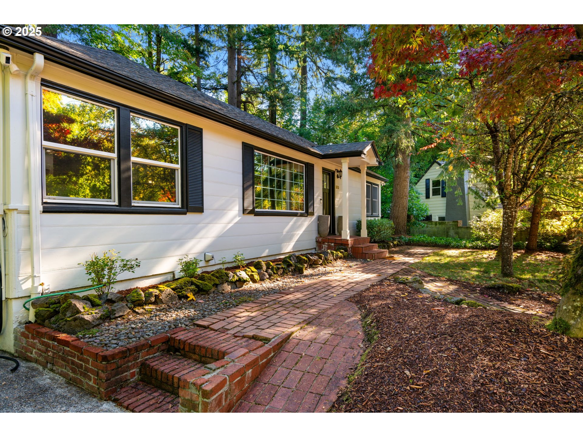 1670 SW HIGHLAND PKWY