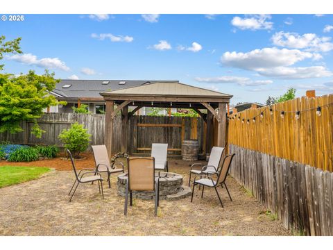 Tiny photo for 239 Blue Jay Loop, Creswell, OR 97426 (MLS # 209617233)