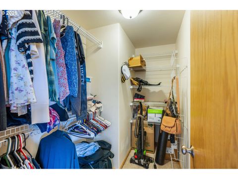 Tiny photo for 239 Blue Jay Loop, Creswell, OR 97426 (MLS # 209617233)