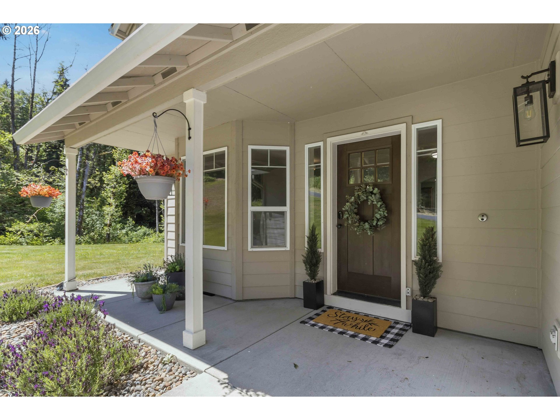 208 SALMONBERRY LN
